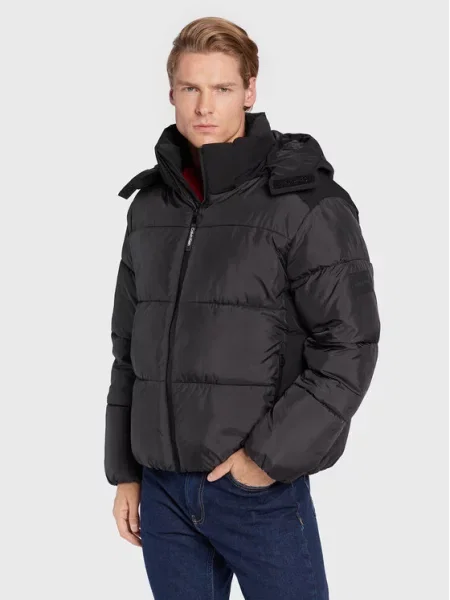 Puhovka Calvin Klein črna