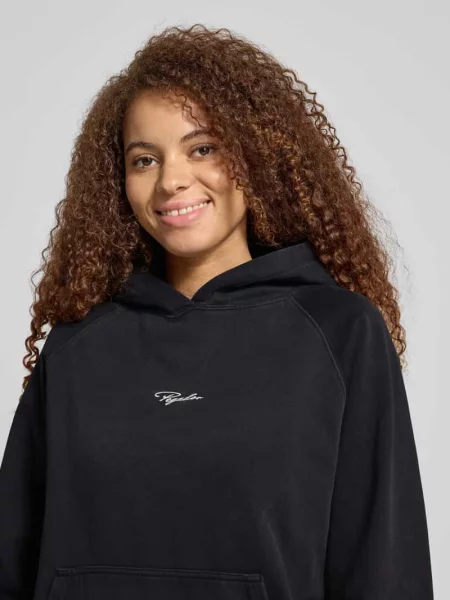 Bluza z kapturem z wyhaftowanym logo Pegador czarna