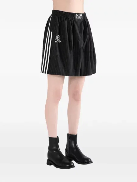Kratke hlače Adidas crna