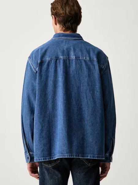 Koszula jeansowa o kroju relaxed fit z czystej bawełny Levi's niebieska