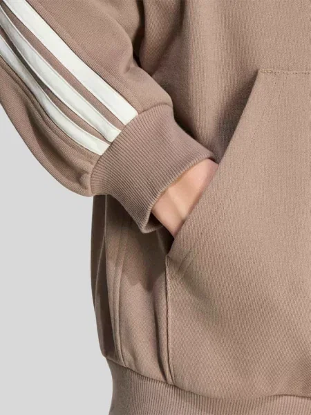 Kurtka treningowa o kroju regular fit z bawełny z 3 paski Adidas Sportswear beżowa