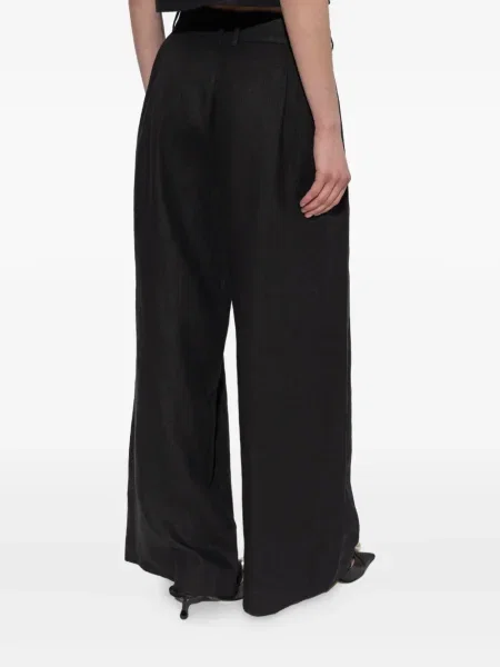 Pantaloni Posse plisate negru