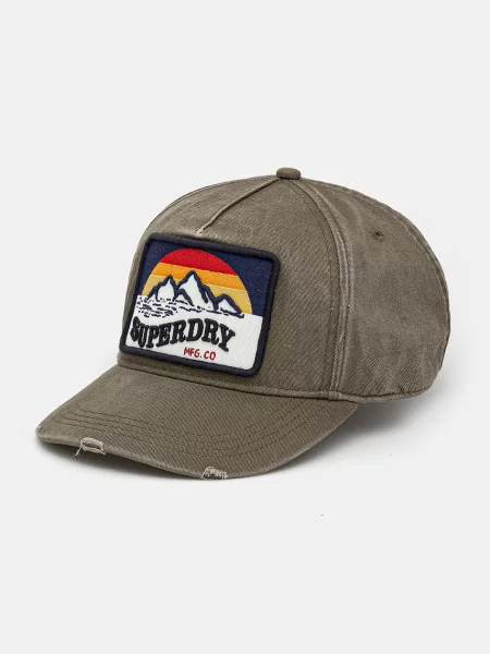 Шапка с козирка Superdry с апликация зелено