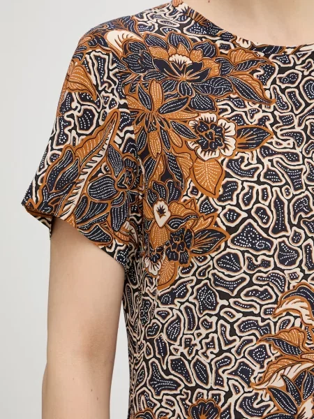 Шелковое платье Weekend Max Mara