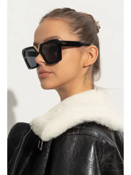 Слънчеви очила Valentino Garavani Eyewear черно