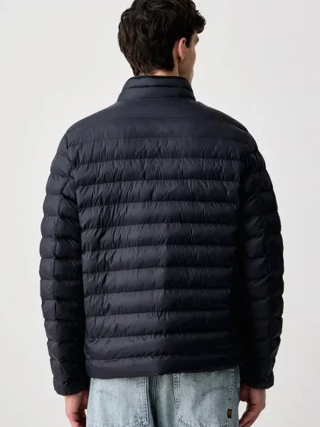 Kurtka pikowana z zapinanymi na błyskawiczny model ‘CORE PACKABLE’ Tommy Hilfiger granatowa