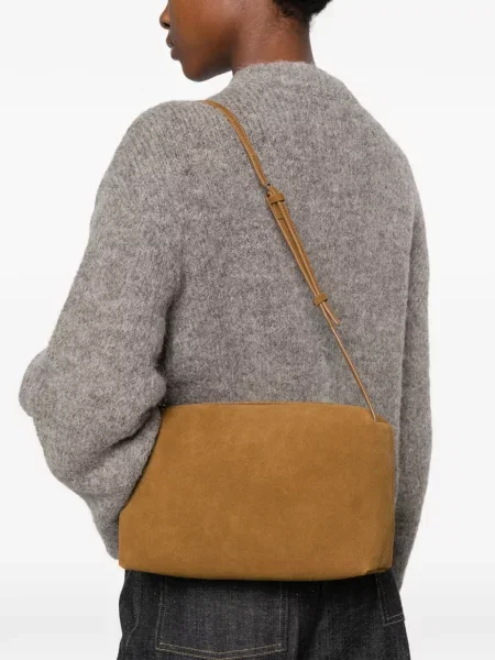 Semišová klasická kabelka Low Classic hnědá