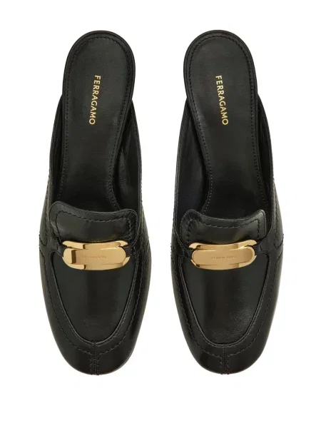 Δερμάτινα mules Ferragamo μαύρο