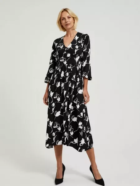 Rochie Moodo cu imagine de costum negru