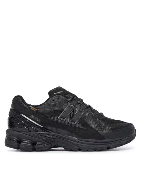 New Balance Sportcipők fekete