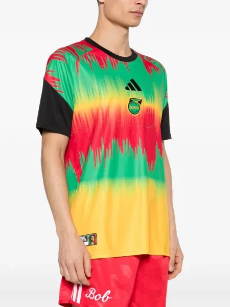 Pantaloni scurți Adidas cu dungi scurte roșu