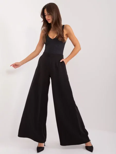 Pantaloni Fashionhunters negru