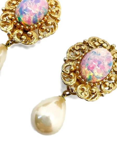 Обеци Jennifer Gibson Jewellery с перли златисто