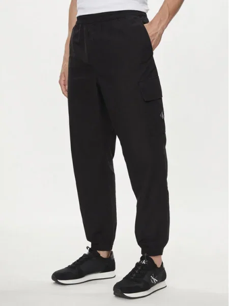 Pantaloni de jogging Calvin Klein Jeans din poplin negru