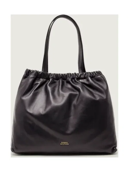 Táska Tommy Hilfiger Soft Leather Tote fekete