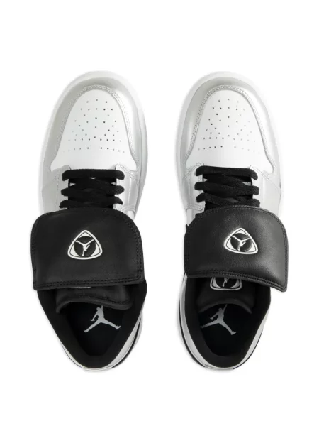 Sneakerși Nike Air Force 1 negru