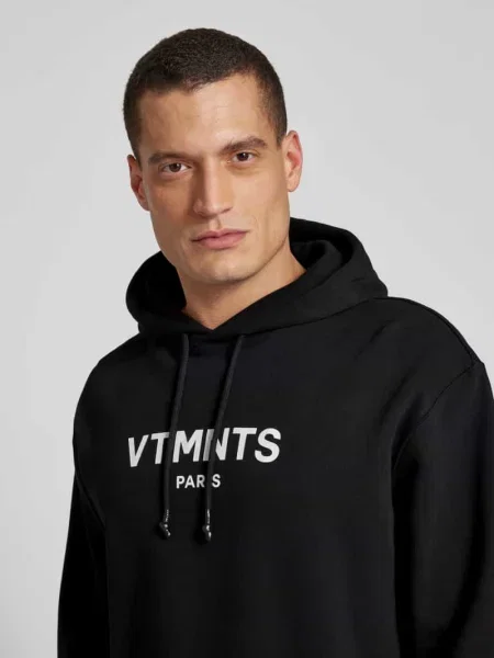 Bluza z kapturem o kroju oversized z nadrukiem z logo Vtmnts czarna