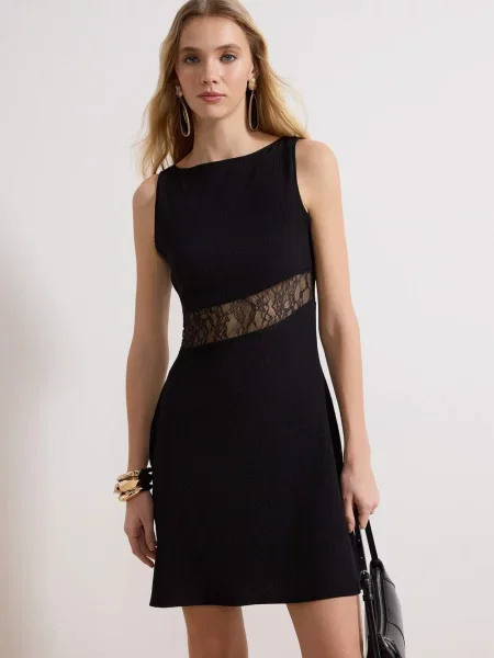 Trendyol Rochie negru