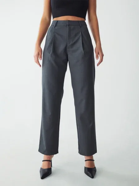 Willa Pantaloni cutați FREYA gri