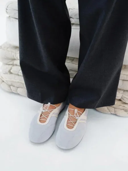 Vagabond Shoemakers balerina cipő velúr HOLLIE kék