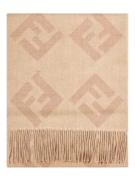 Fular Fendi cu franjuri