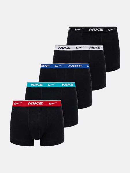 Strečové šortky Nike čierna