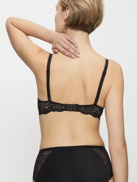 Triumph Podprsenka Amourette Charm čierna