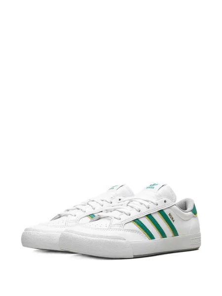 Sneakerși Adidas Gazelle cu dungi din piele de căprioară alb