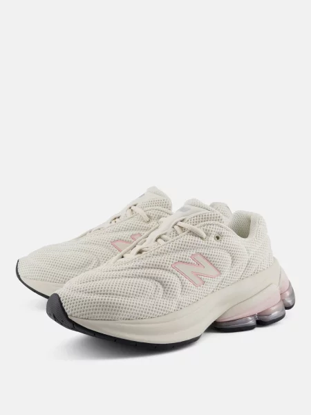Кросівки New Balance бежеві