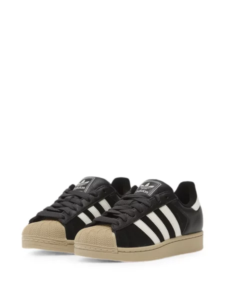 Pantaloni scurți Adidas roșu