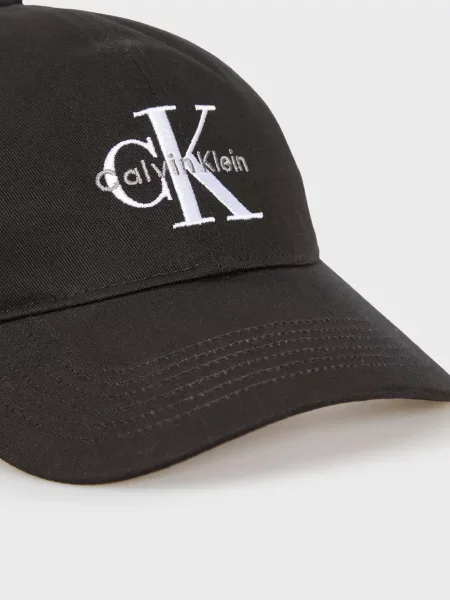 Вишита кепка Calvin Klein Jeans чорна