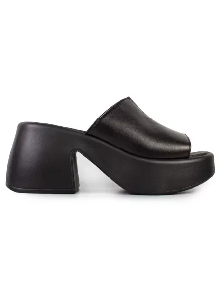 Кожаные шлепанцы Modamilano черные