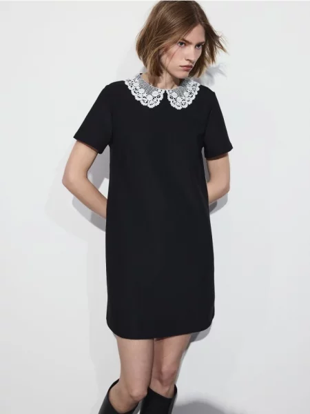 Reserved Rochie mini cu guler decorativ negru