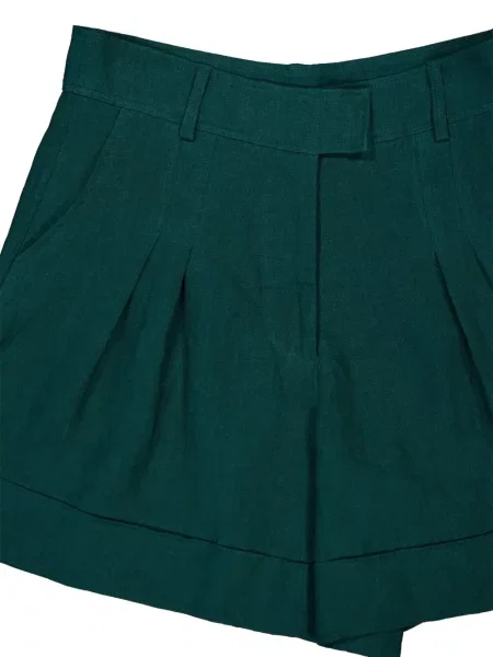 Pantaloni scurți Paula plisate verde