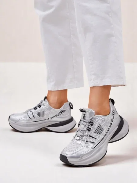 Sneakerși Resti negru