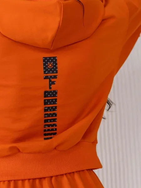 Женский спортивный костюм с капюшоном помаранчевий