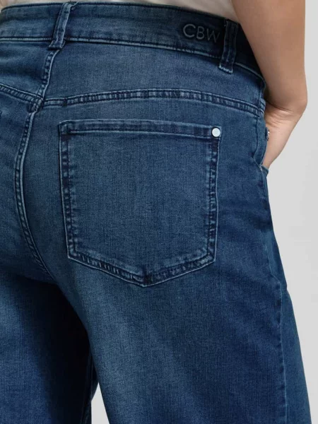 Jeansy o kroju barrel fit z 5 Christian Berg Woman granatowe