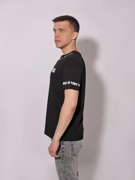 Футболка Beki черная