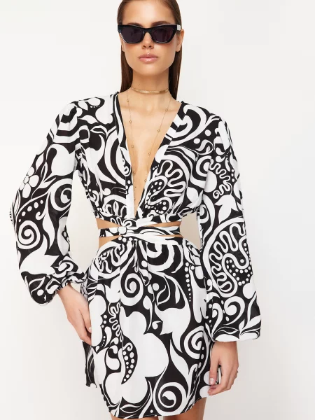 Rochie mini Trendyol cu model floral