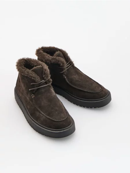Reserved Botine din piele întoarsă cu blană maro-închis maro