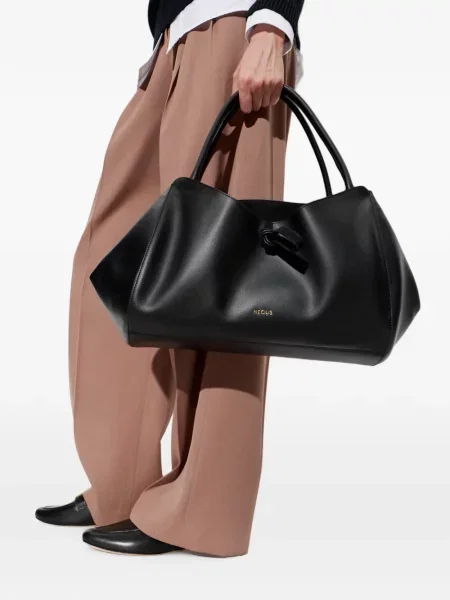 Geantă shopper Neous din piele negru