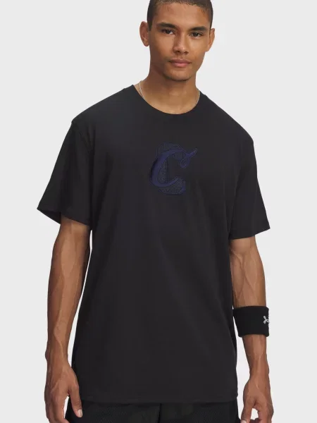 Спортивна футболка Under Armour чорна