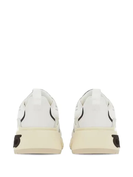 Sneakerși Ferragamo cu autograf alb