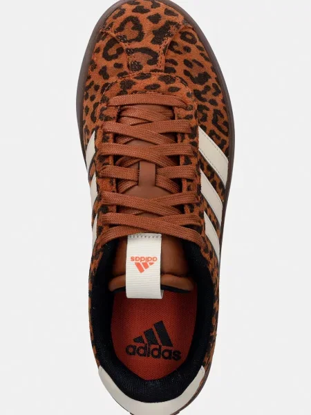 Замшевые кроссовки Adidas