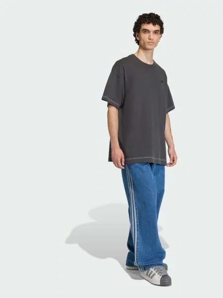 Футболка adidas сірий