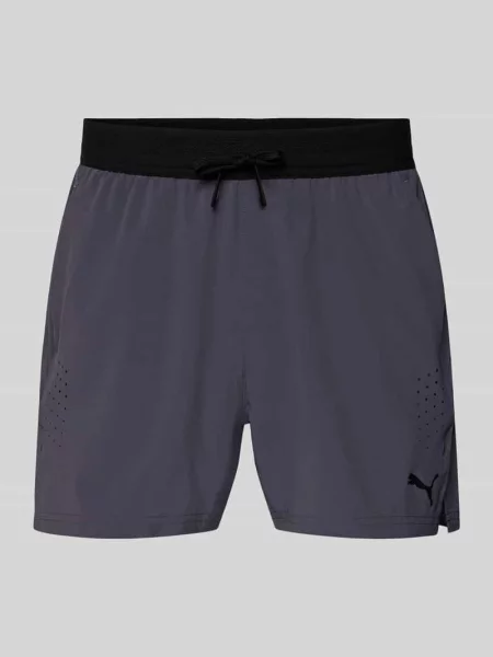 Szorty w kroju regular fit z nadrukiem logo Puma Performance