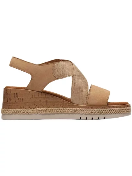 Pantofi Clarks bej