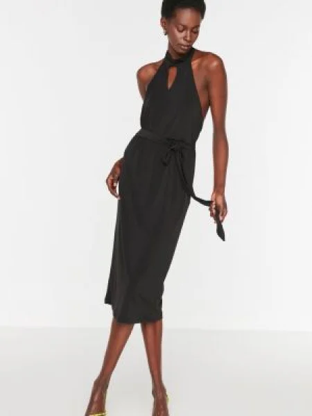 Rochie midi Trendyol cu gât halter negru