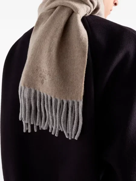 Fular Prada cu broderie