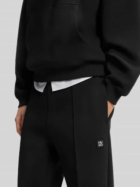 Spodnie dresowe o kroju regular fit z mieszanki bawełny model Dabinpant' Hugo czarne